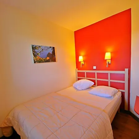 2m - P6 327 - 448la Apartment